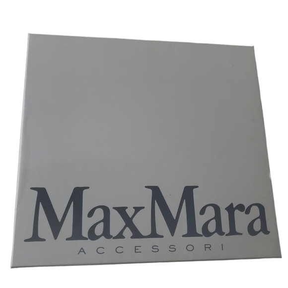 MAXMARA CASHMERE BAKER COMBAT BOOTS - Picture 4 of 7